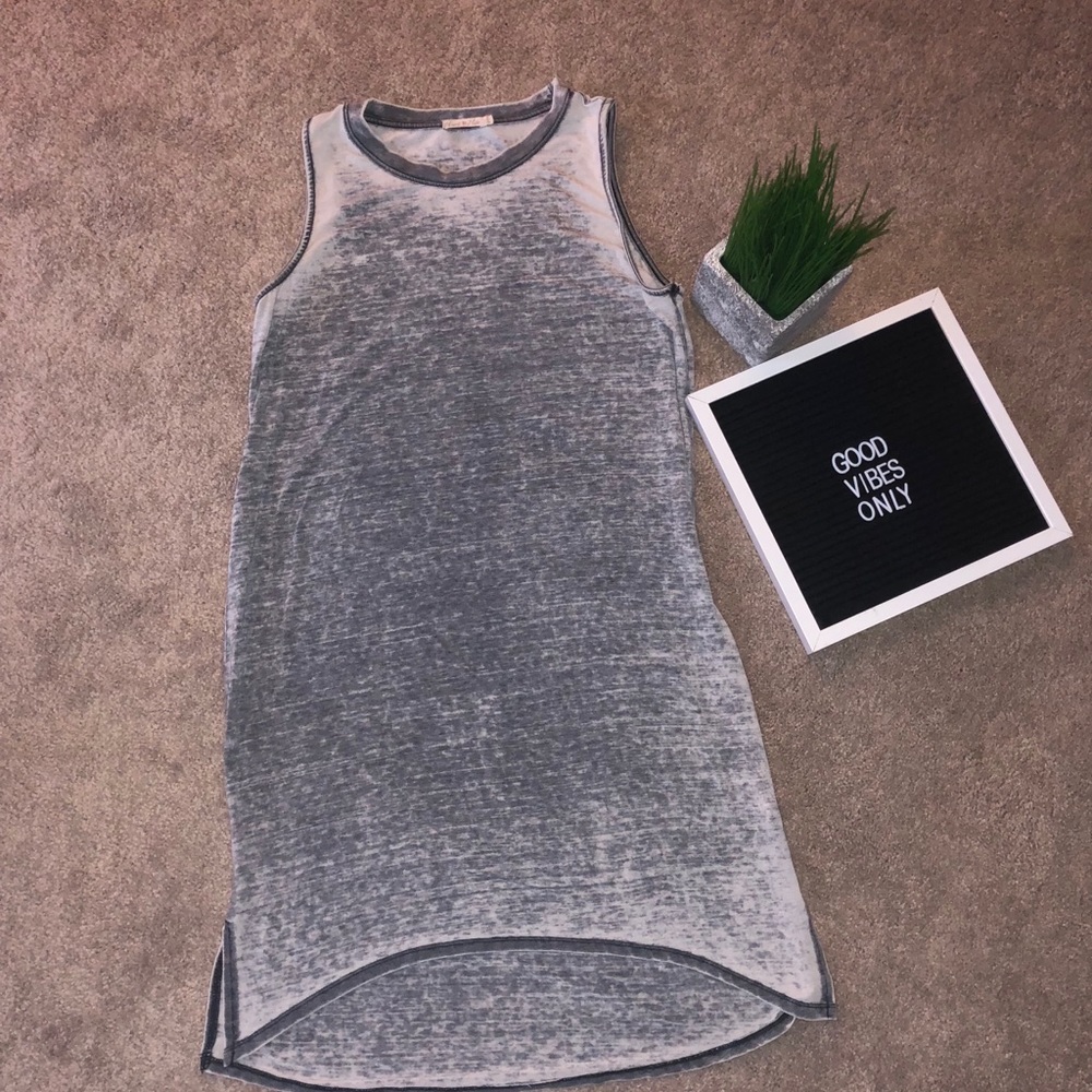 Sleeveless Plain Gray Dress